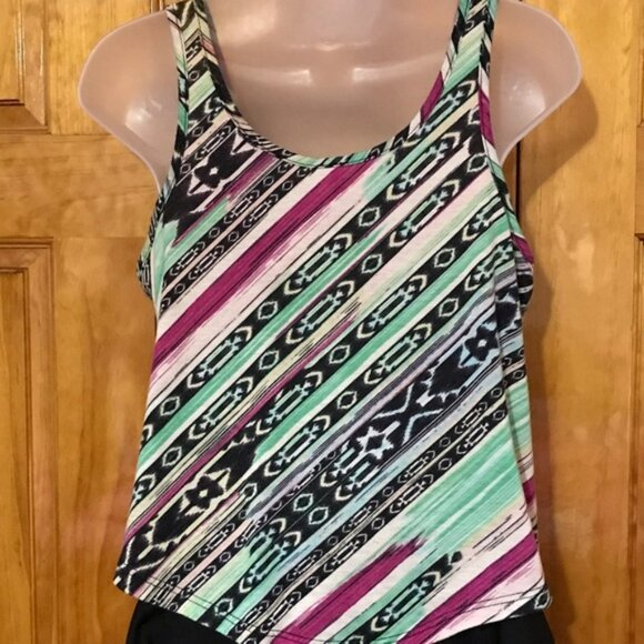 Charlotte Russe Crop Tank Top Blouse Size Small 4 - 6 95% Polyester 5% Spandex - Picture 3 of 11